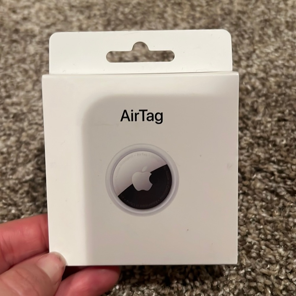 Apple AirTag